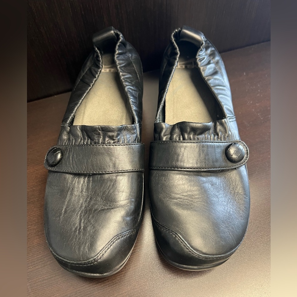 Dansko Women’s Carol Slip on Shoe Black 8.5-9